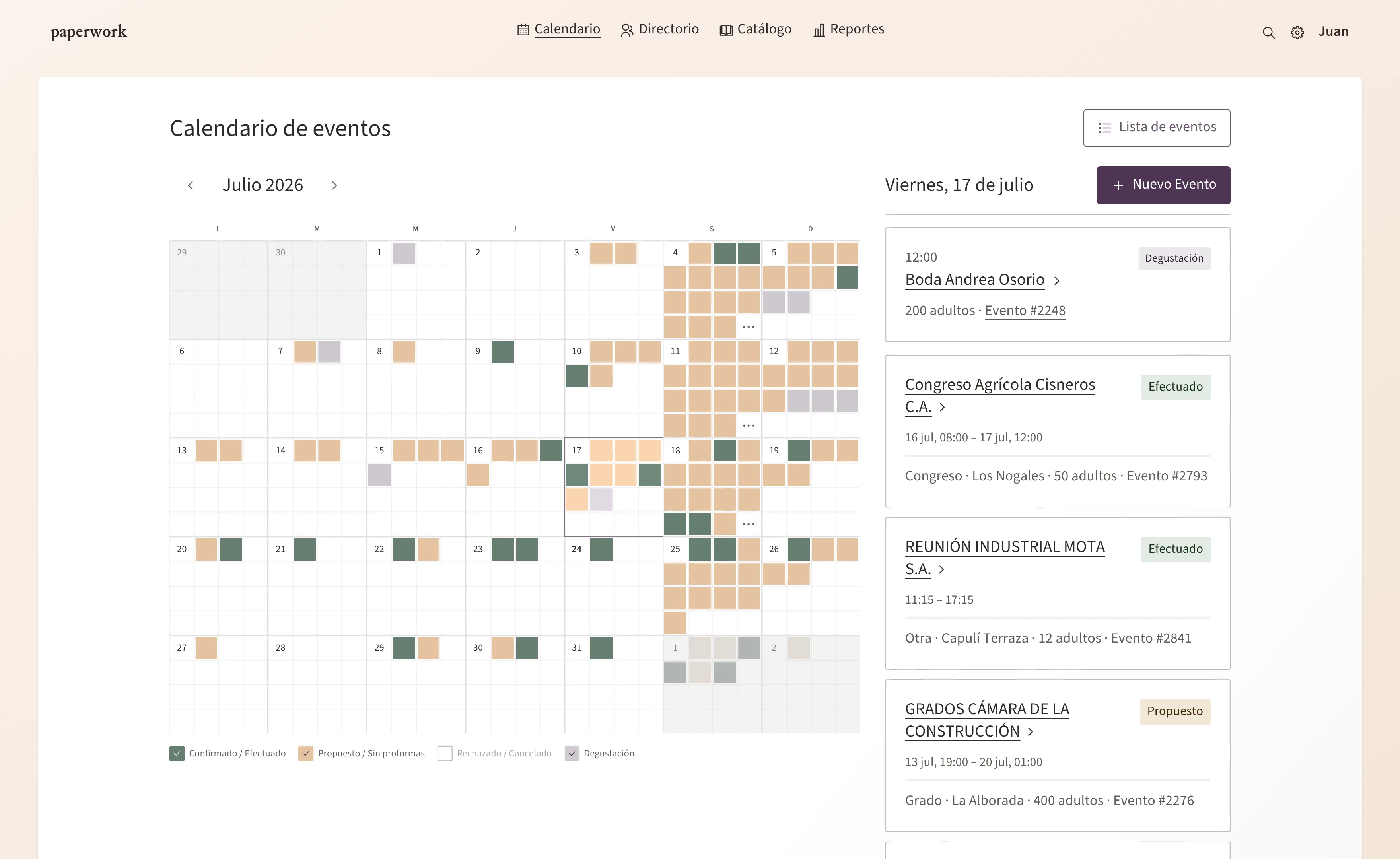 Pantalla de Paperwork: el calendario de eventos de junio, la temporada de un vistazo.